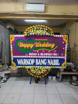 Papan Bunga di Tambun